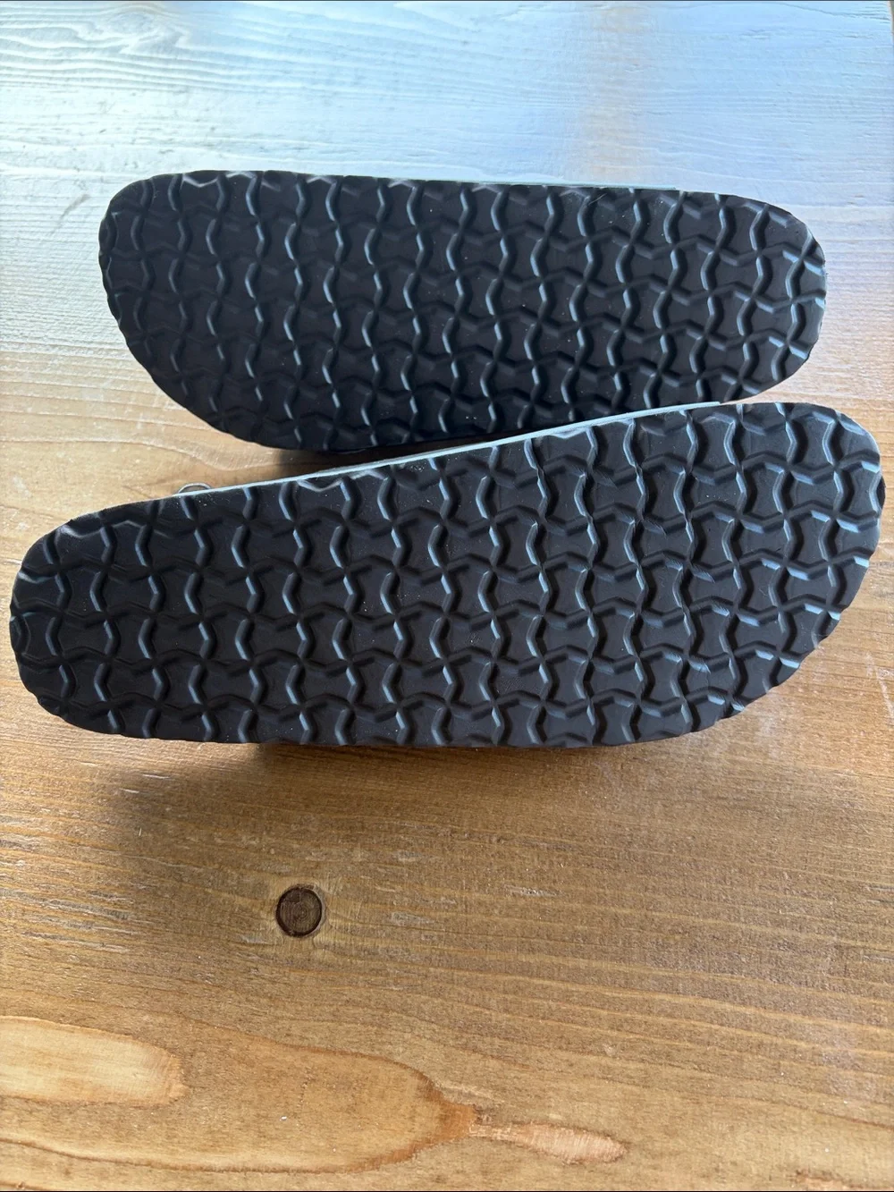 Classic Men’s Double-Buckle Cushionaire Sandals - Brown. Worn once!